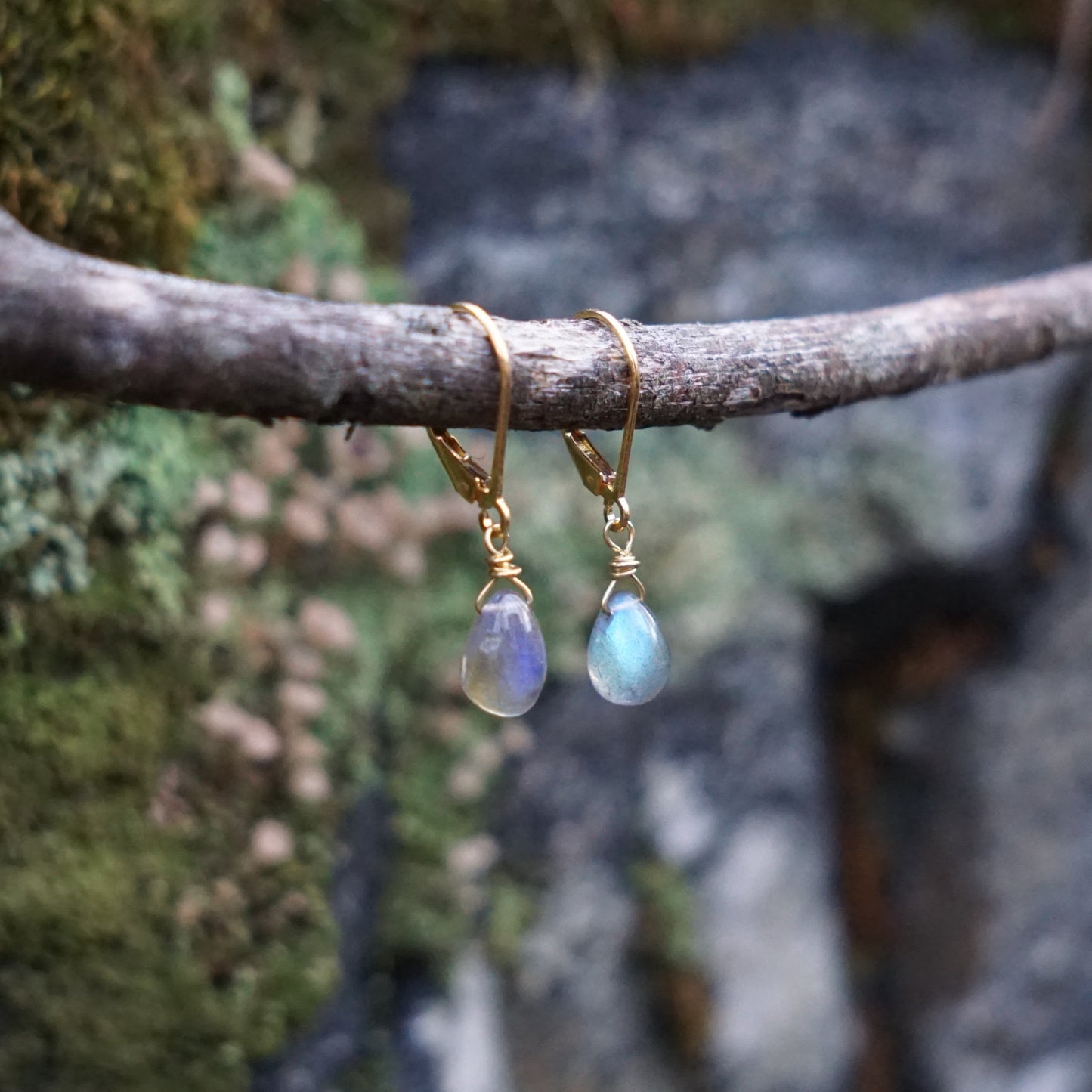 Labradoritt-dråpe ørepynt